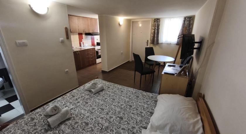 Cozy apartment for short term rent.
