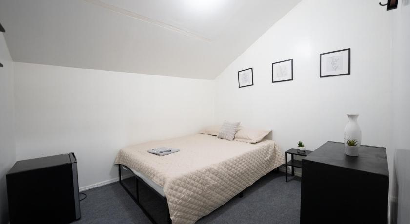 엘리자베스 (NJ) Modern & Cozy 2BR Getaway Private Rooms Near The Center 3성급 숙소 스위트룸