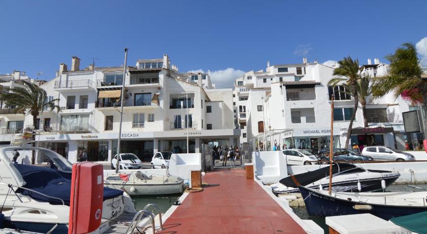 Puerto Banus first line with sea and Marina views Calle Ribera Marbella