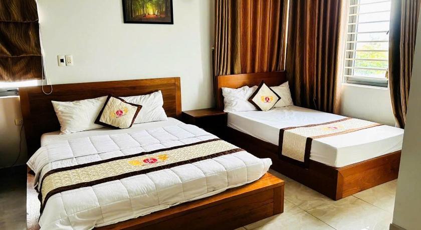 Image of Deluxe Double Room with Balcony and Sea View 3