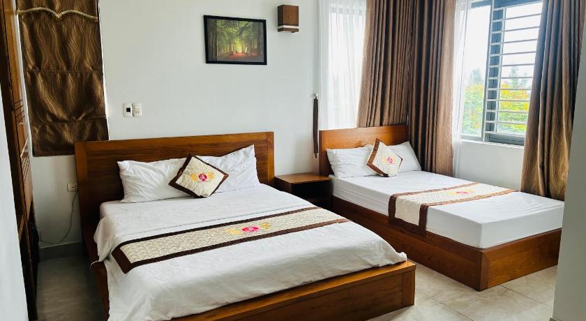 Image of Deluxe Double Room with Balcony and Sea View 1