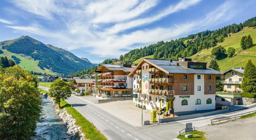 Boutique House happYellow Saalbach mit Joker Card