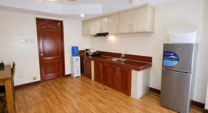 Image of 3 Bedroom Family Deluxe 1