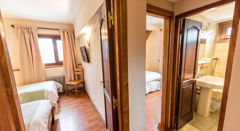 Image of Quadruple Room 1