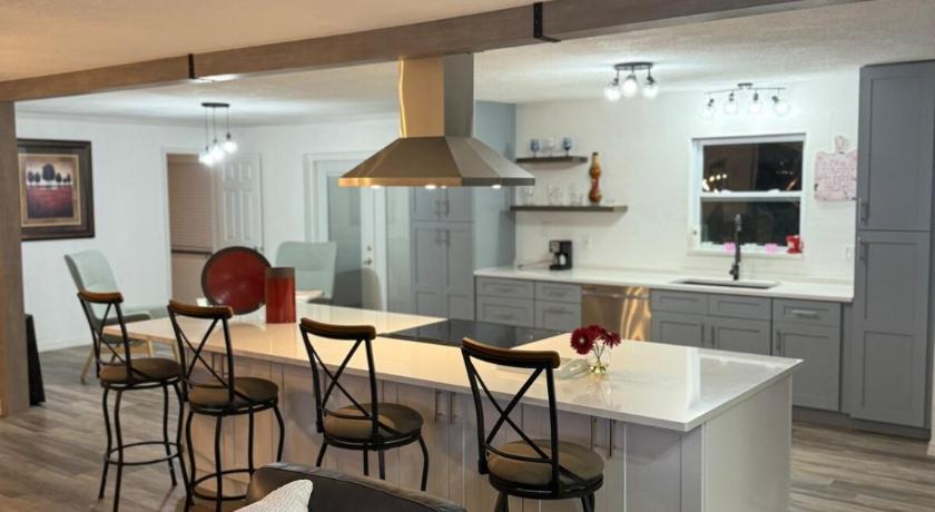 Ellenton (FL) Welcome to Highland Shore 2-Star Accommodation lobby