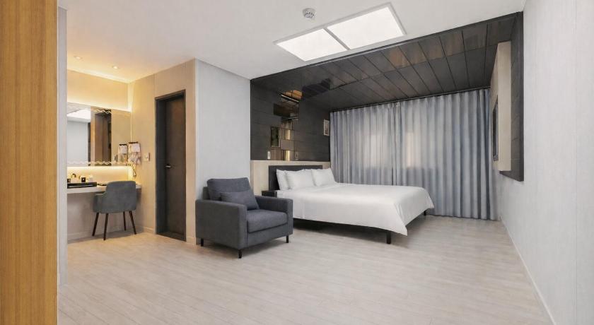 Image of Royal Suite Pool Villa 4