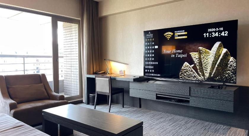 Image of Park Suite 3