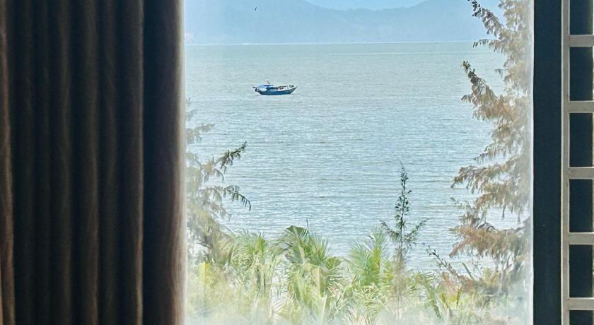 Image of Double Room with Balcony and Sea View 11