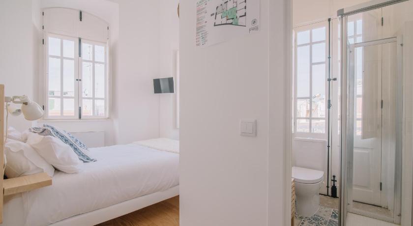 Image of Small Double Room 0