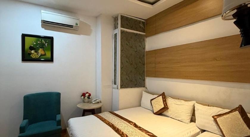 Image of Standard Twin Room with Sofa 1