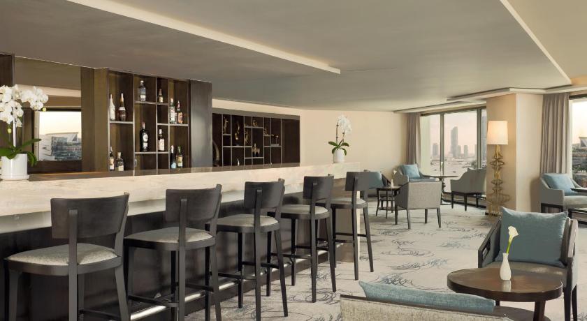 รูปของExecutive Club, Club lounge access, Guest room, 1 King, River view (Executive Club, Club Lounge Access, Guest Room, 1 King, River View) 9