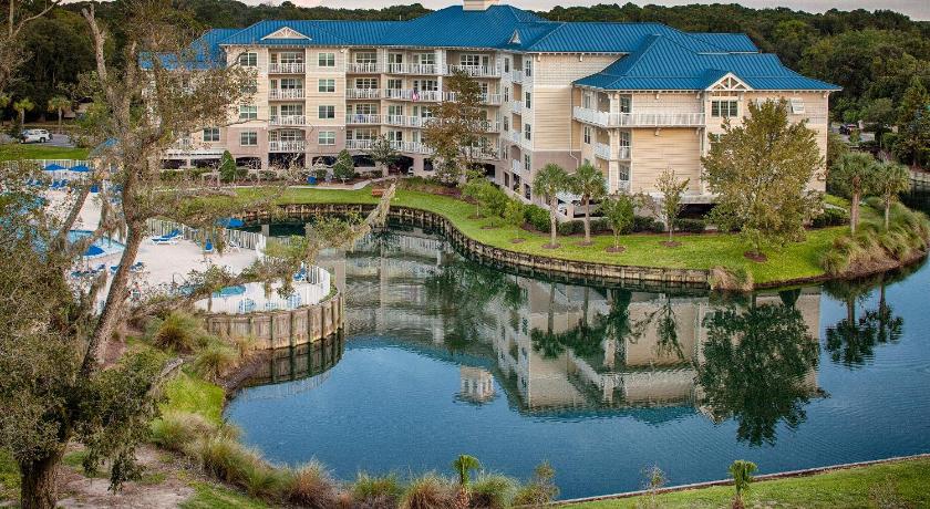 Bluewater by Spinnaker Resorts photo