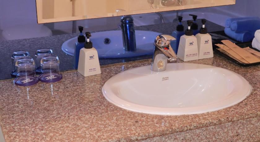 Image of Deluxe Twin Ocean View 13