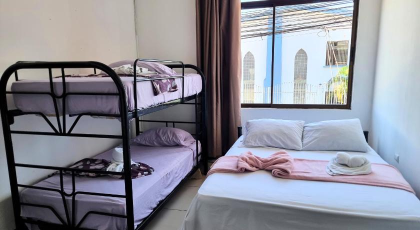 Image of Triple Room 0