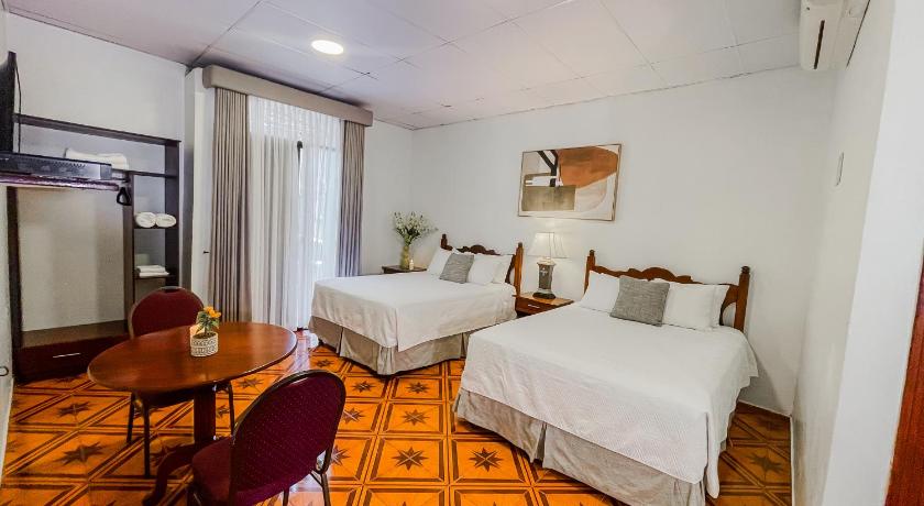Immagine di Camera Doppia con Letti Separati (Twin Room) 0