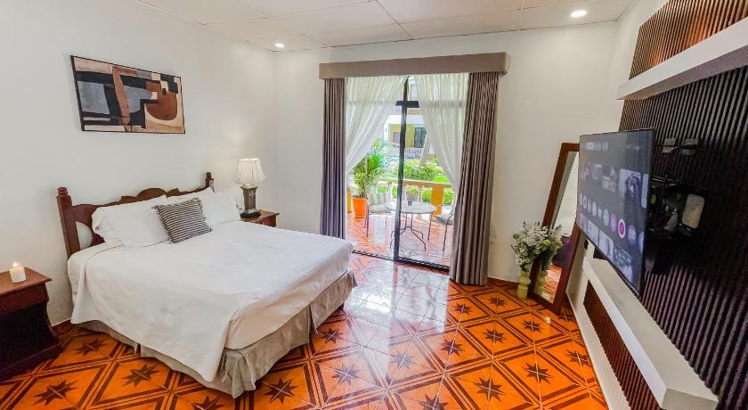 Immagine di Camera Singola con Balcone (Single Room with Balcony) 0