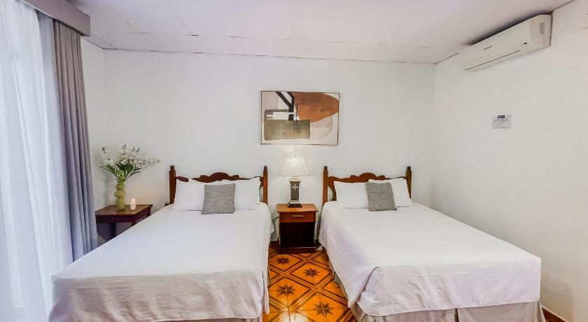 Immagine di Camera Doppia con Letti Separati (Twin Room) 3