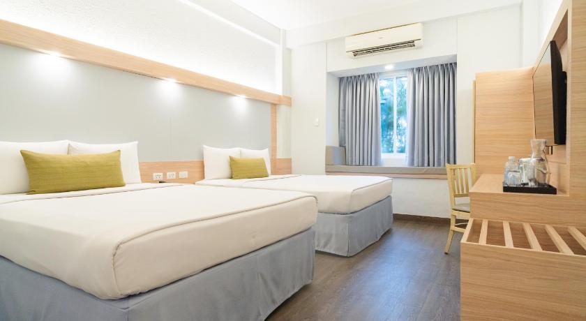 Image of 2 Queen Beds, Non-Smoking 0