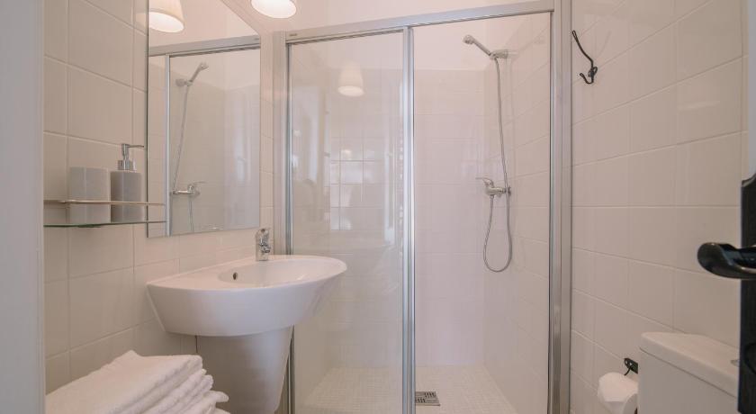 Image of Double Room with Private External Bathroom 2