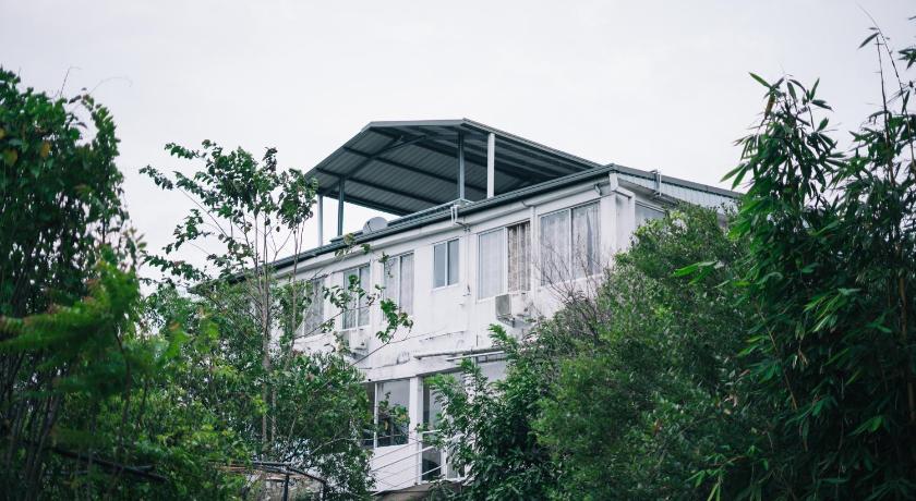 Grand View Hotel - image 11