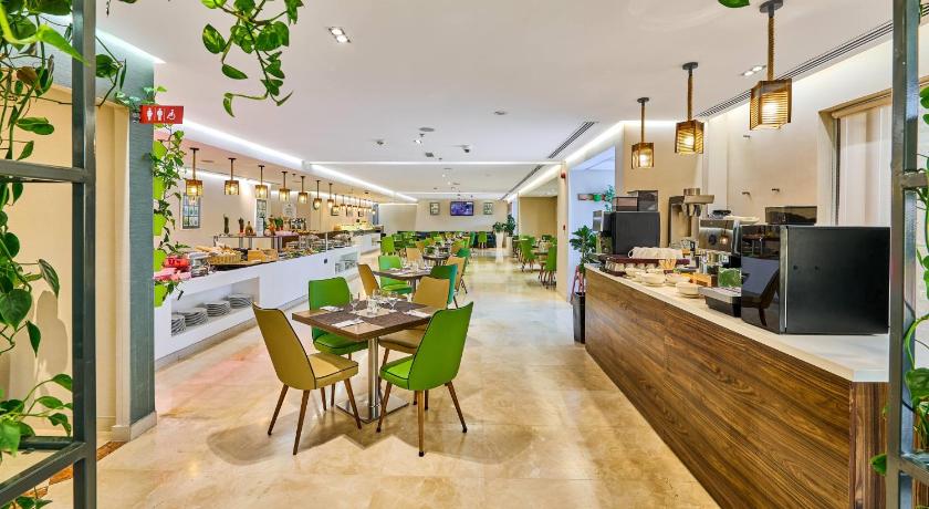 Ramada Hotel & Suites By Wyndham Dubai JBR - image 10