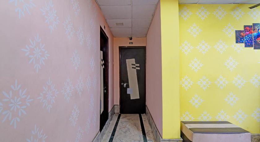 Goroomgo Relyef Inn Kolkata - image 13