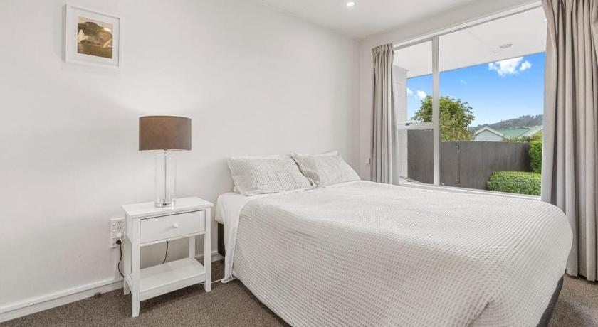 Image of Roslyn Sanctuary Unit 6B 4