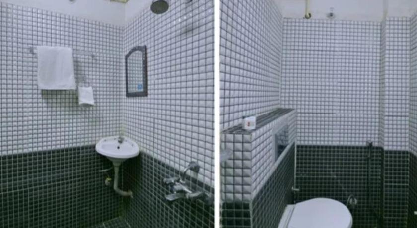 Accuotel Inn Lavish Villa – Indore, OH