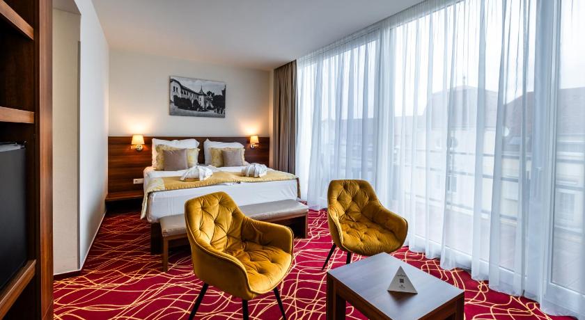 Image of Double or Twin Room with Terrace 0