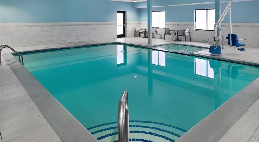 Holiday Inn Express Kansas City - at the Legends! an IHG Hotel - image 34