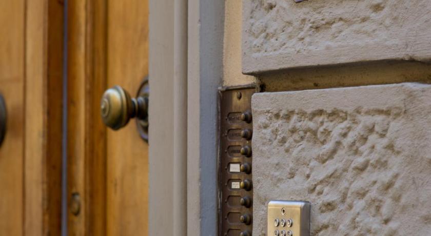 Arnobio Florence Suites photo