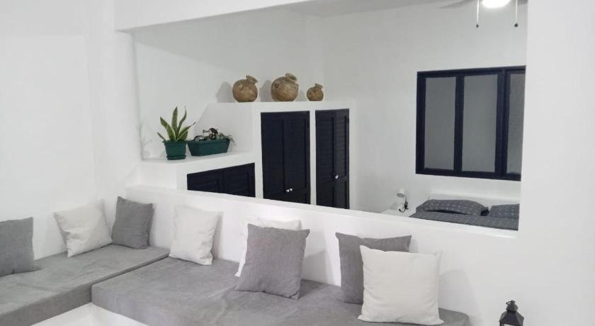 Image of Villa with Garden View 11