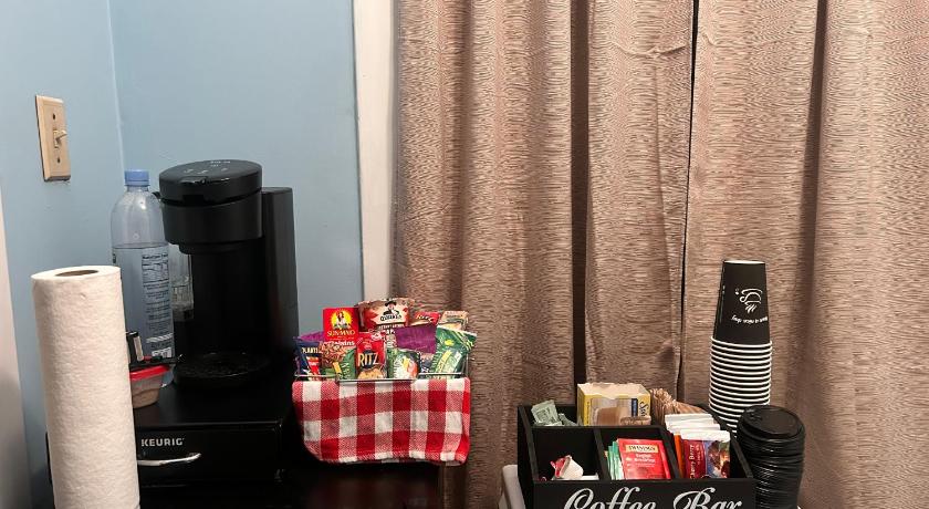 Roanoke (AL) Enloe House Lodging & Events 3-Star Accommodation suite