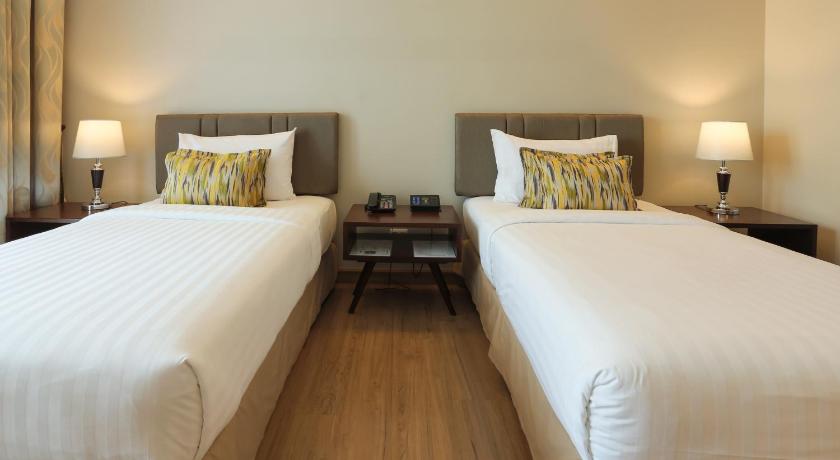 Image of Superior Twin bed 5