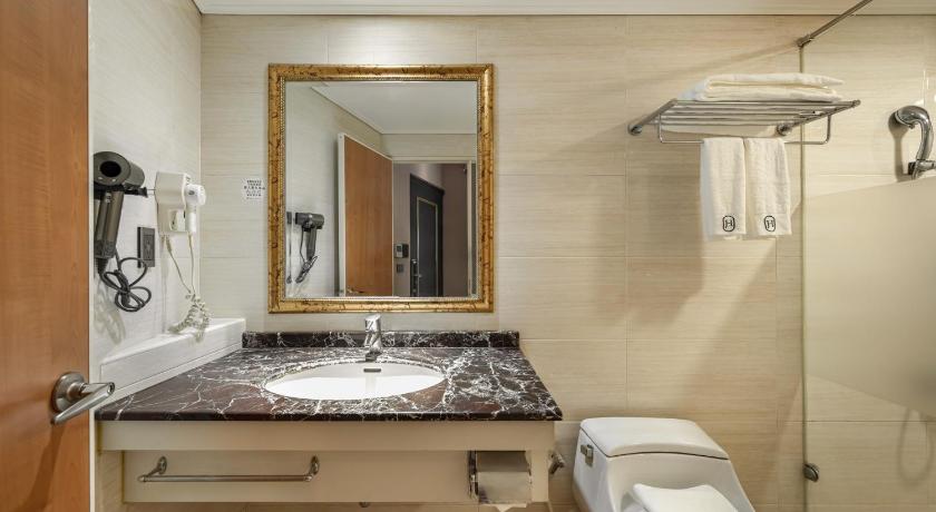 Image of Small Double Room 2