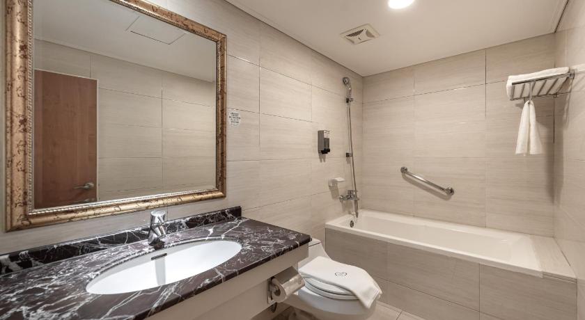 Image of Superior Double Room 2