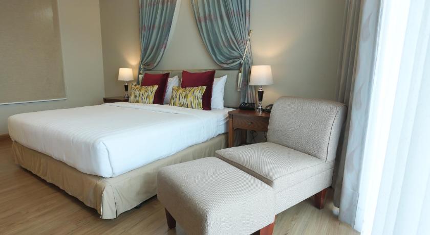 Image of Deluxe Double Bed 5