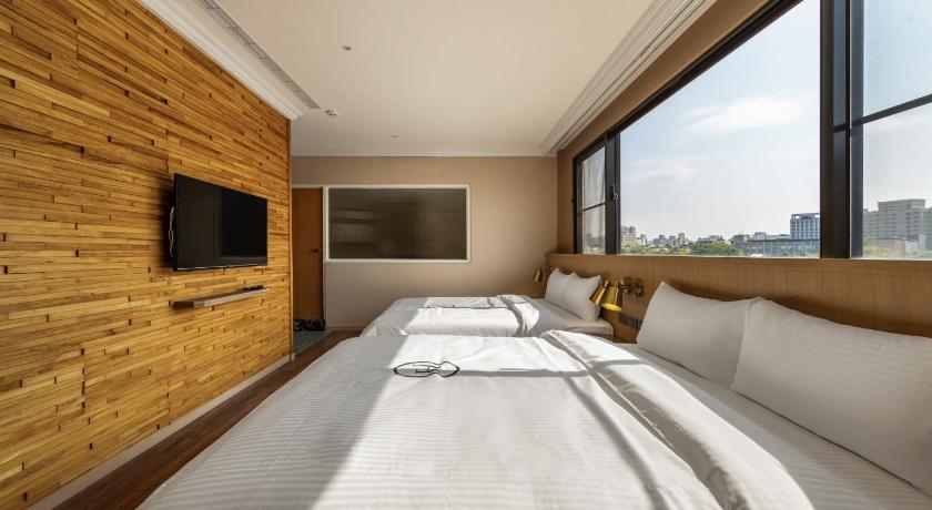 Image of Standard Quadruple Room 3