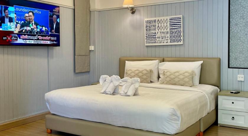 Image of Luxury Family Suite 13