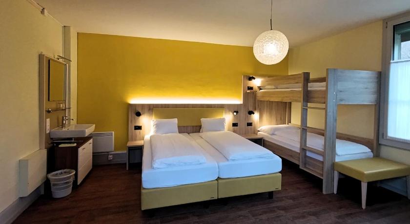 Image of Quadruple Room with Shared Bathroom 7