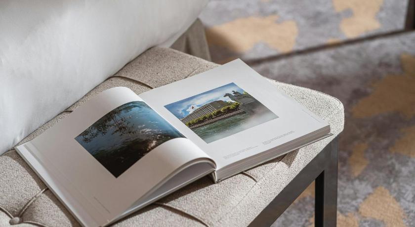 Image of River View Suite 8