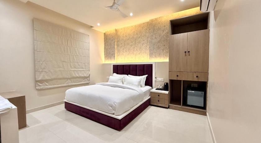 Novosol Lux- A Premium Hotel Near Airport - image 16