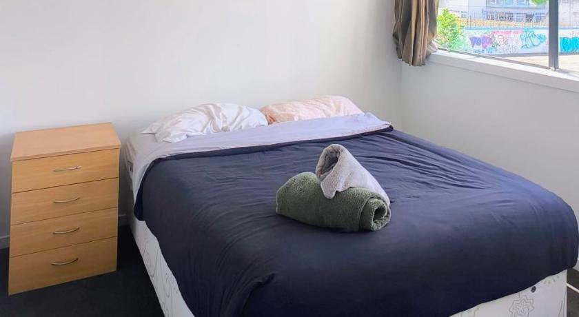 Image of Double shared bathroom 3