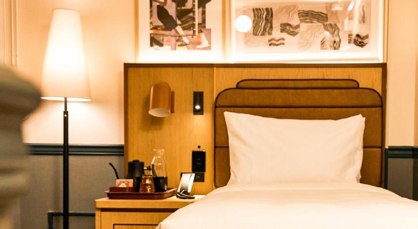 Image of 2 Double Beds 8