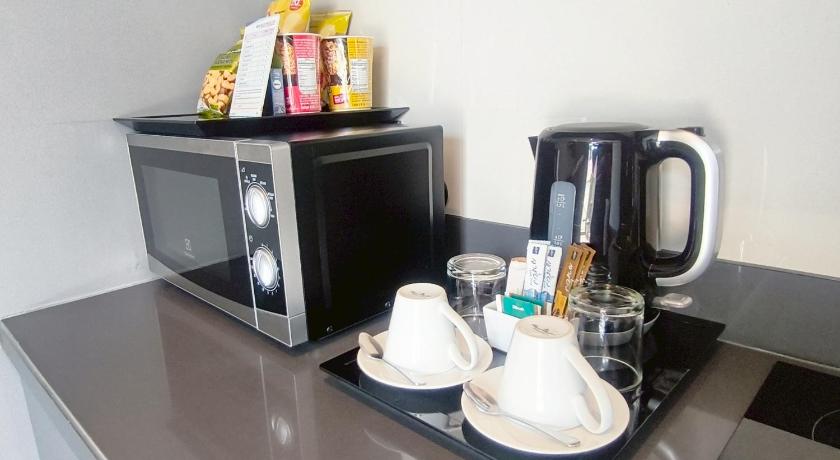 รูปของห้องเตียงคิงไซส์พร้อมระเบียง (King Room with Balcony) 1