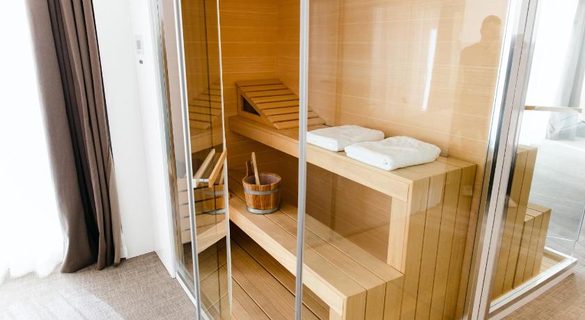 Image of King Room with Sauna 9