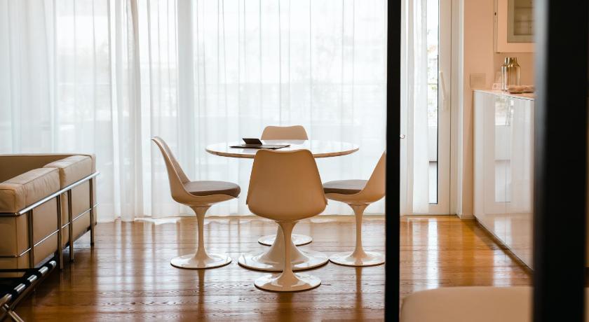 Image of Suite with Terrace 12