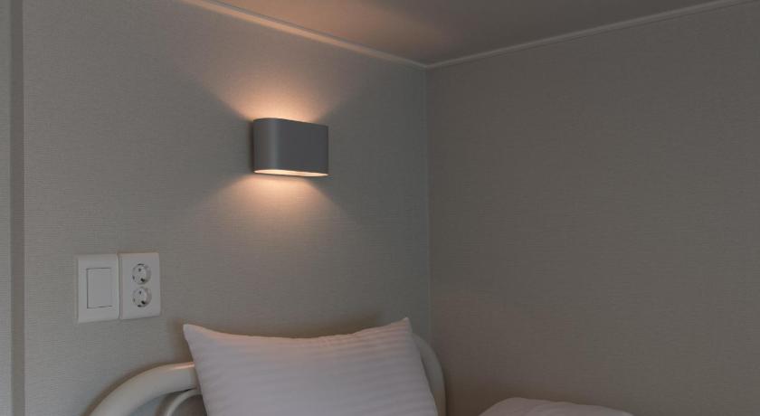 Image of Standard Quadruple Room 10