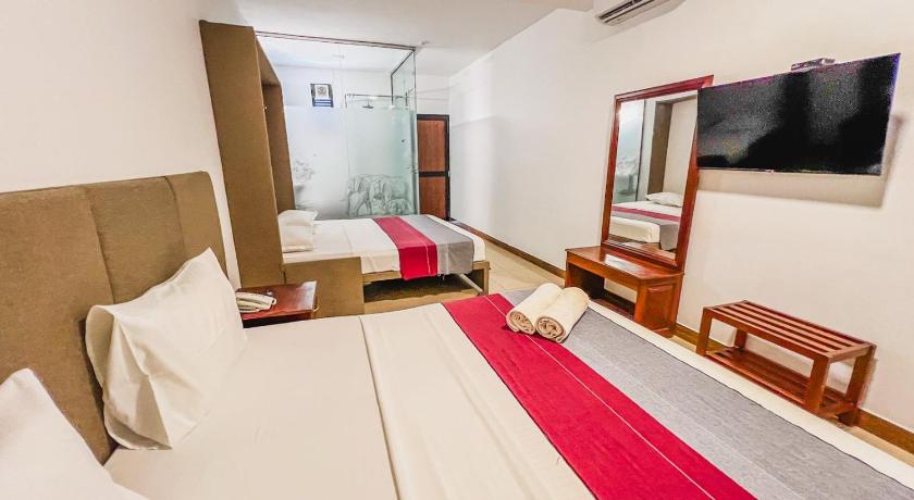 Deluxe Family Room with Balcony - River View (Deluxe Family Room with Balcony - River View) 이미지 6