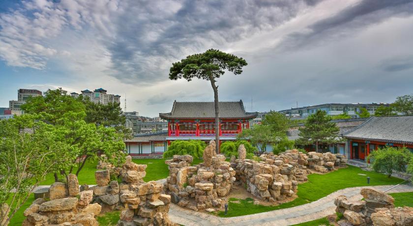 Chengde Imperial Mountain Resort photo